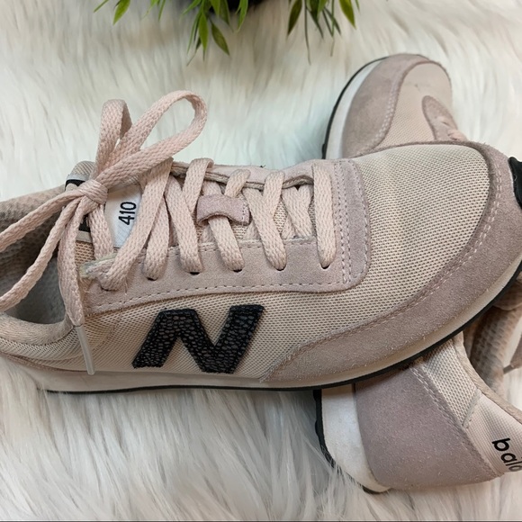 Pink New Balance 410 Sneakers size 8 - Picture 7 of 9